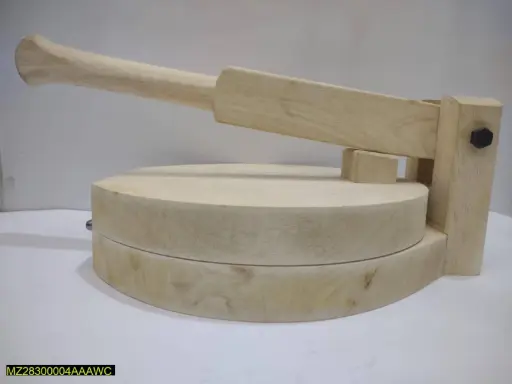 Wooden roti maker 